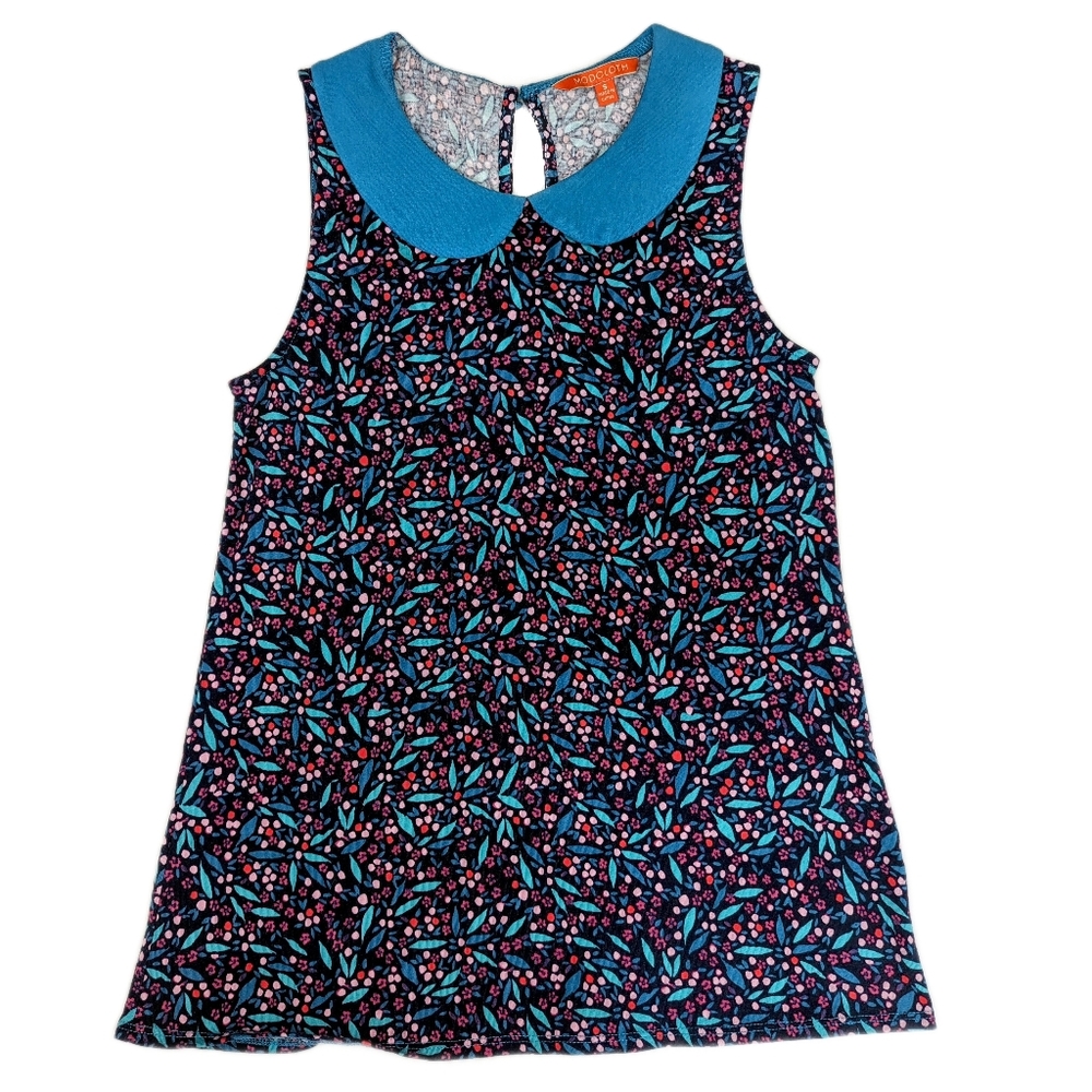 ModCloth Floral Collared Sleeveless Top